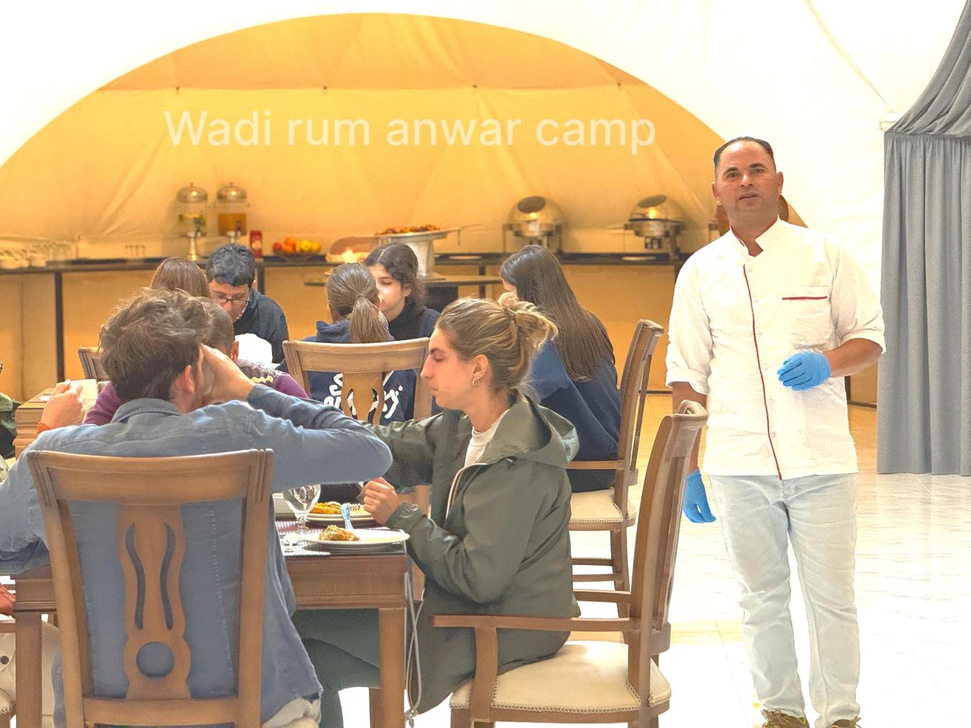 Wadi Rum Anwar Luxury Camp מראה חיצוני תמונה