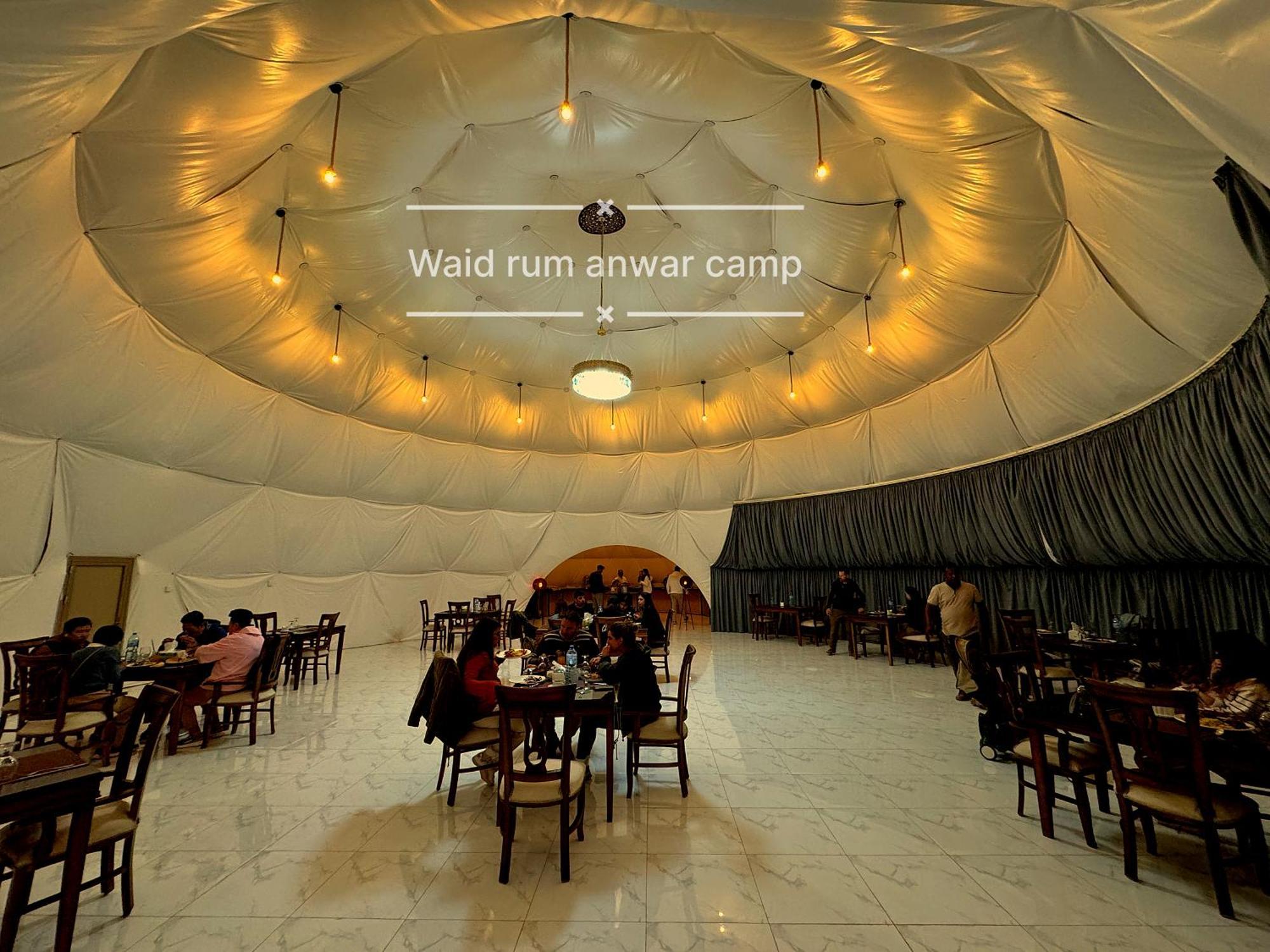 Wadi Rum Anwar Luxury Camp מראה חיצוני תמונה